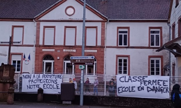 Pétition : Non à la fermeture de classe au sein de l'école élémentaire de La Claquette !