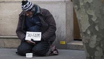 Pourquoi loge-t'on les migrants alors que les SDF sont dans la rue en France !