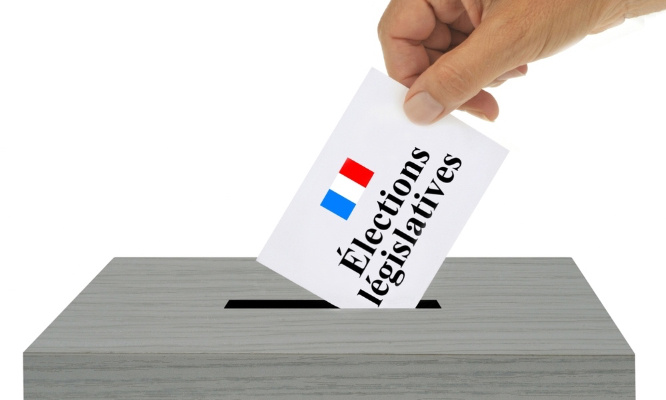 Pour le report des élections législatives