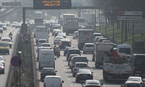 Le retrait de la loi antipollution qui stipule que les véhicules immatriculés avant janvier 1997 ne pourront plus circuler à Paris!