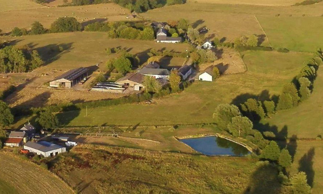 Non à l'artificialisation de la terre agricole à Almeroth (Attert)