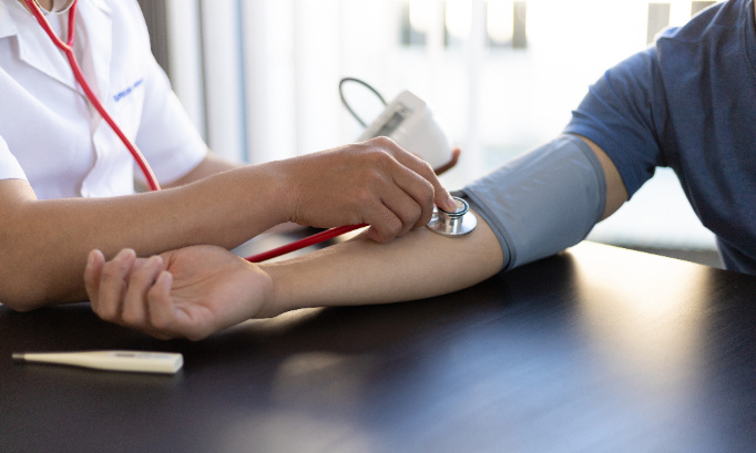 Pour plus de médecins généralistes !