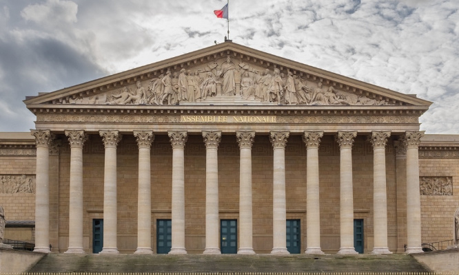 Pour une alliance entre ensemble, les républicains et le rassemblement national.