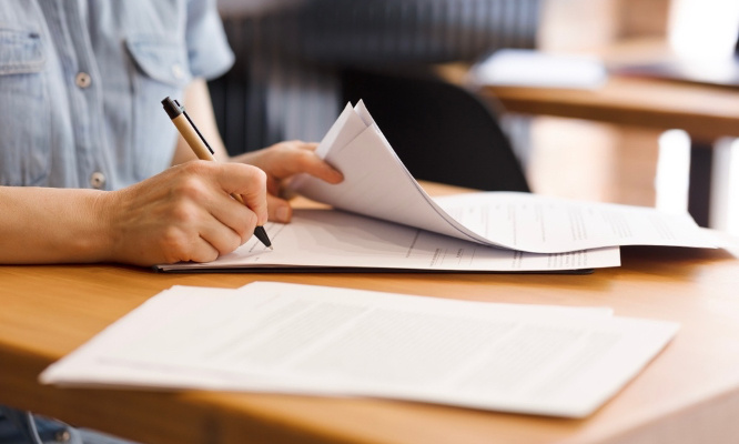 Stop à la signature électronique sur les feuilles d'émargement en centre de formation, oui au format papier !