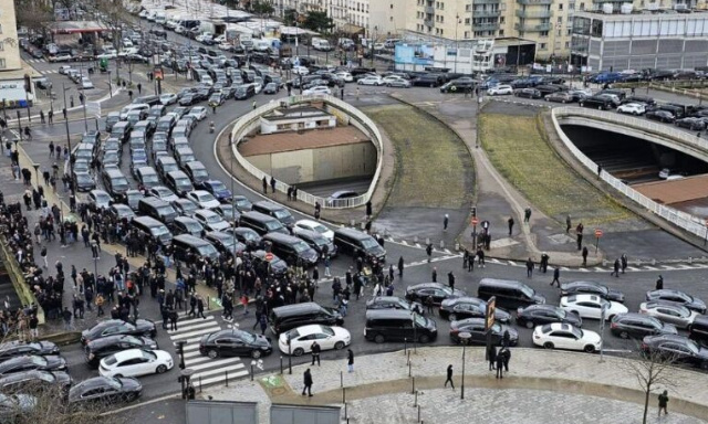 Non à la limitation à 50 km/h sur le périphérique parisien – Défendons l’activité des chauffeurs VTC !