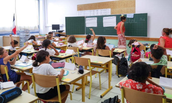 Nous voulons Mr le préfet Sambou comme professeur de français