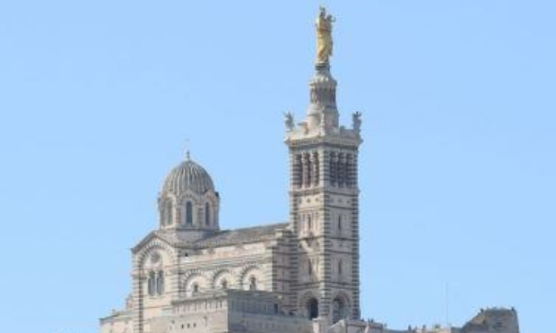 « Non à une salle de shoot, dans notre basilique Notre-Dame-de-la-Garde. »