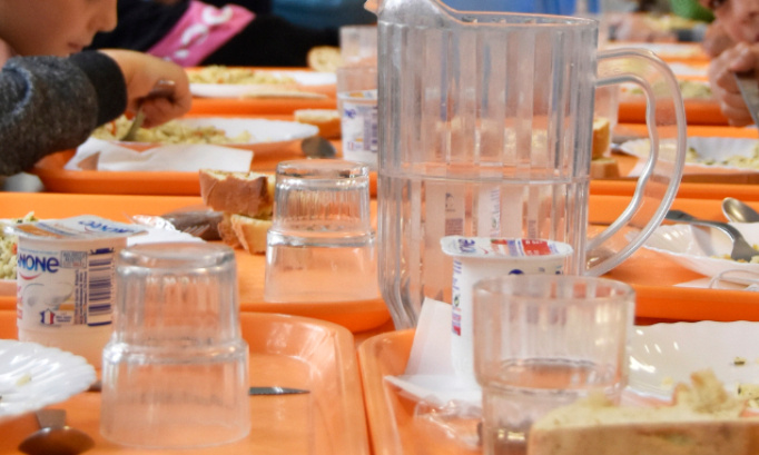 Pour la mise en place du menu de substitution dans les cantines scolaires de Montfaucon.