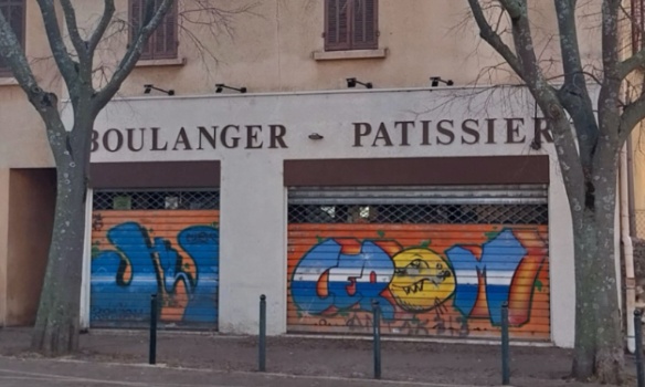 Pour le maintien de LA SEULE Boulangerie-PATISSERIE du quartier Pont de Beraud, présente depuis bientôt 100 ans.